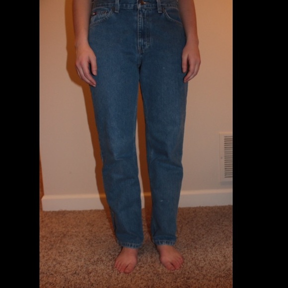 Tommy Hilfiger Vintage size 6 mid rise jeans - Picture 2 of 5